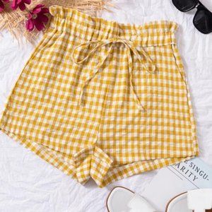 ✅ SALE NEW! Size 2 Gingham Paperbag Waist Shorts in Yellow